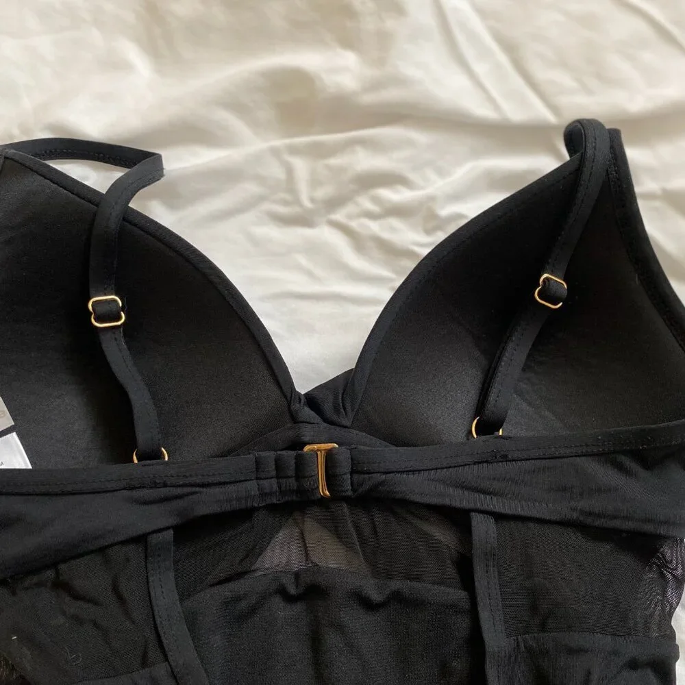 LIZ CLAIBORNE black one piece bathing suit, sz 8.